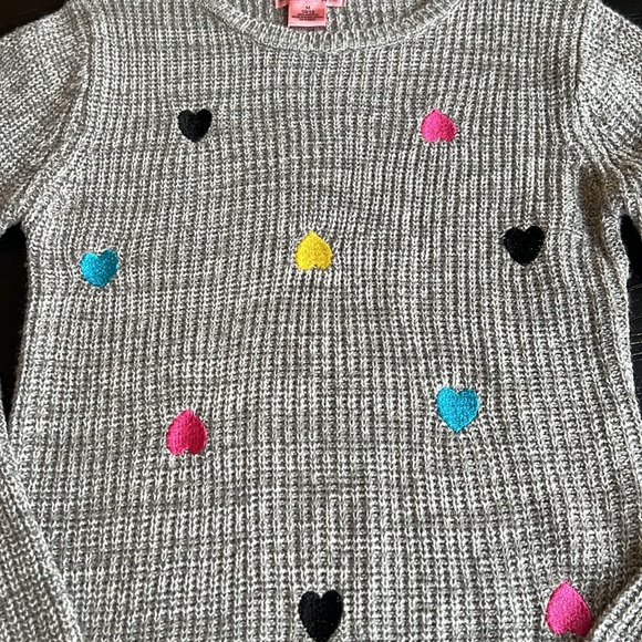 Heart Sweater - Picture 2 of 4